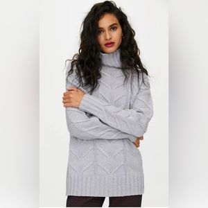 Aritzia Wilfred Green Cable Knit Green Champeux Turtleneck